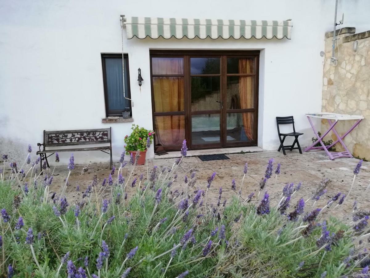 B&B Badde Cubas Usini Exterior foto